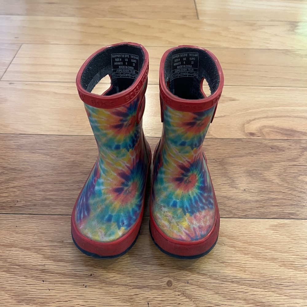 ✨Bogs Skipper Tie-Dye Infant / Toddler Rain Boots, Size 6 (Euro 22)